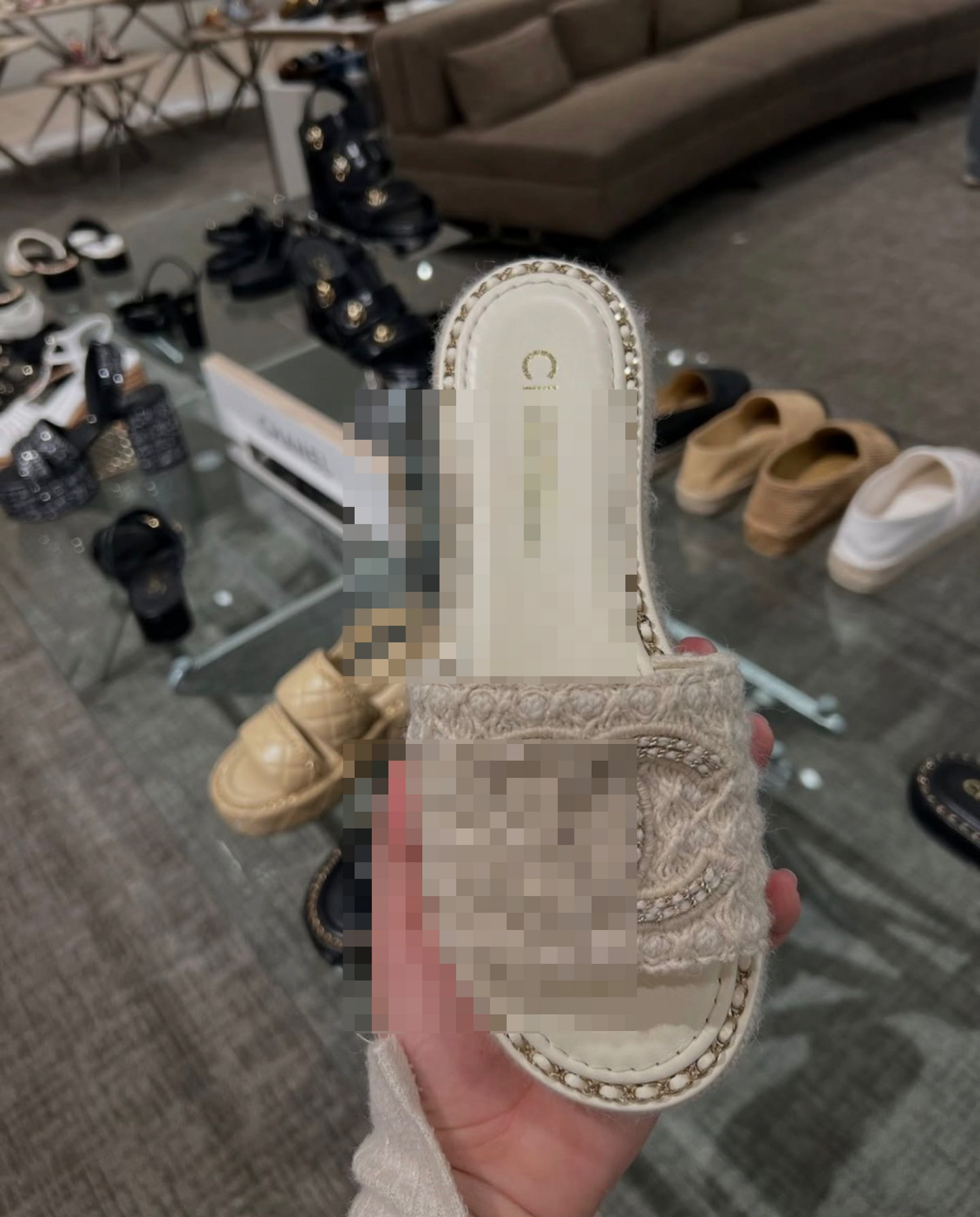 Chant sandals